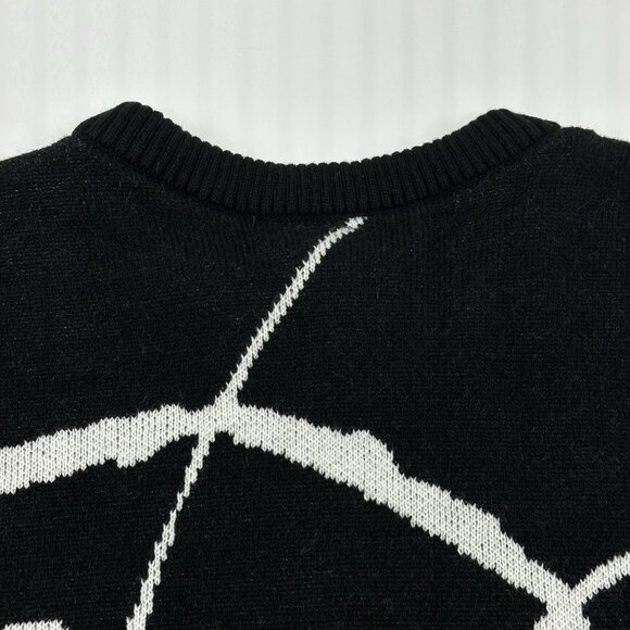 Coraline Laika Unisex Size Large Black Spiderweb Crewneck Pullover Sweater 2023 - Picture 11 of 12